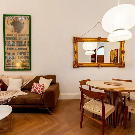 Apartamento Aoa Plaza Nueva Luxury Sevilha